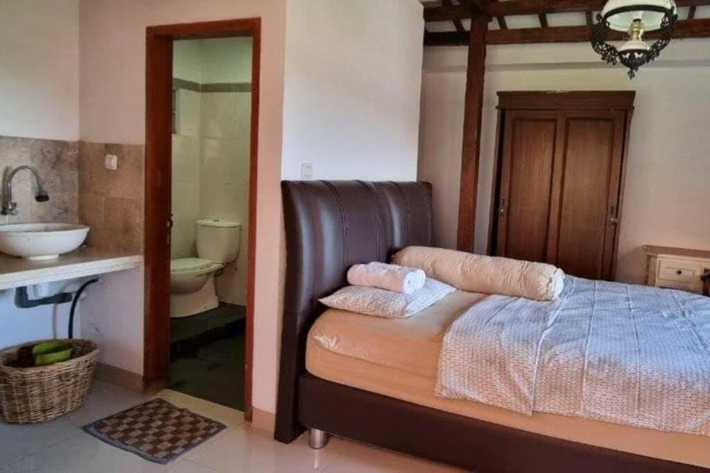 Rumah liburan Sajodo Hilltop Get Away W/ Valley View Bandung