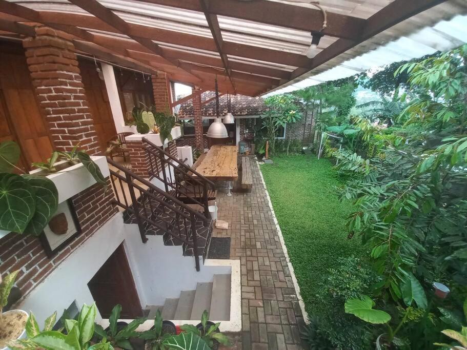 Sajodo Hilltop Get Away W/ Valley View Rumah liburan *